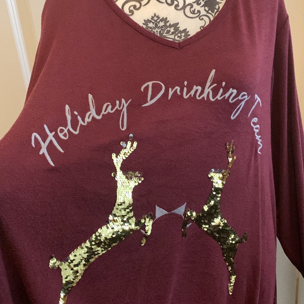 NWOT.  🎄🎅🏼 Great for the holiday season!  Oversized lounge/sleep shirt. - Picture 3 of 9